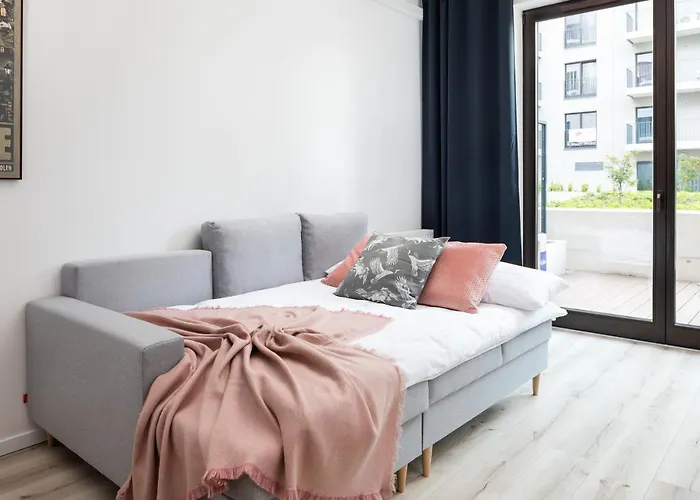 Rent Like - River Breslavia